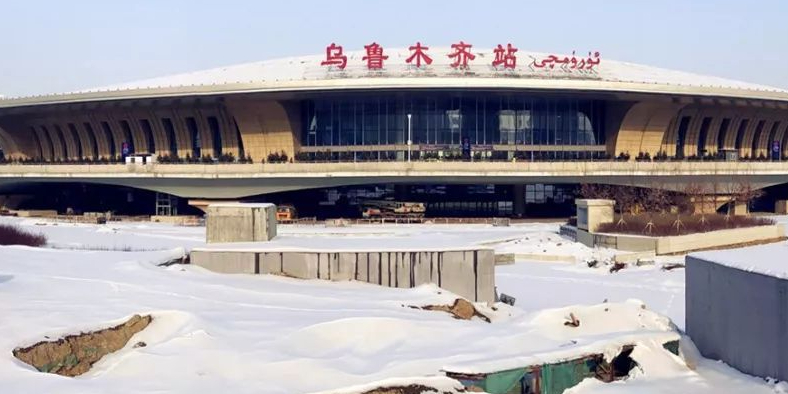 金山区到乌鲁木齐物流公司|金山区到乌鲁木齐货运专线